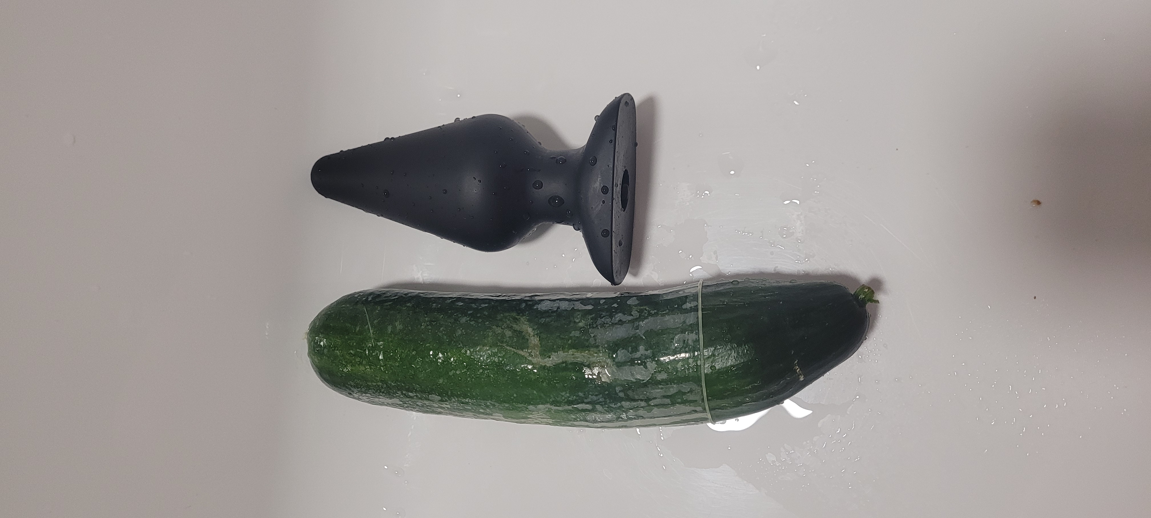 Cucumber Fucking makes me cum