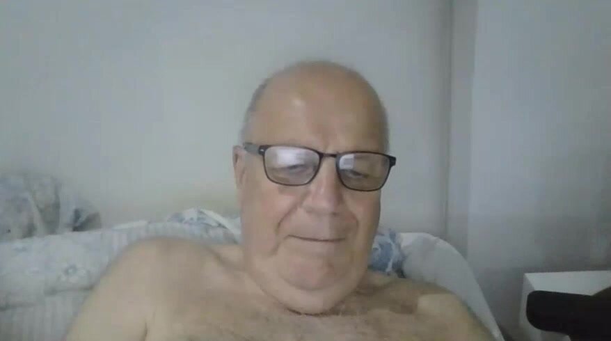 Daddy cums on cam - video 590