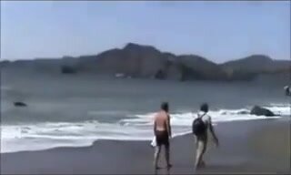 Beach baiter show off