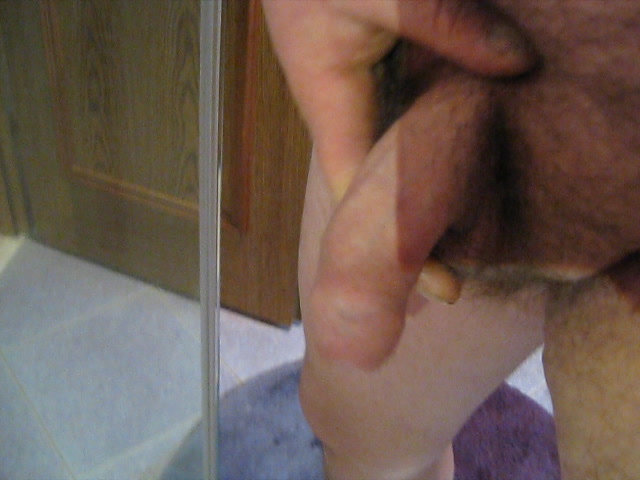Pissing - video 186