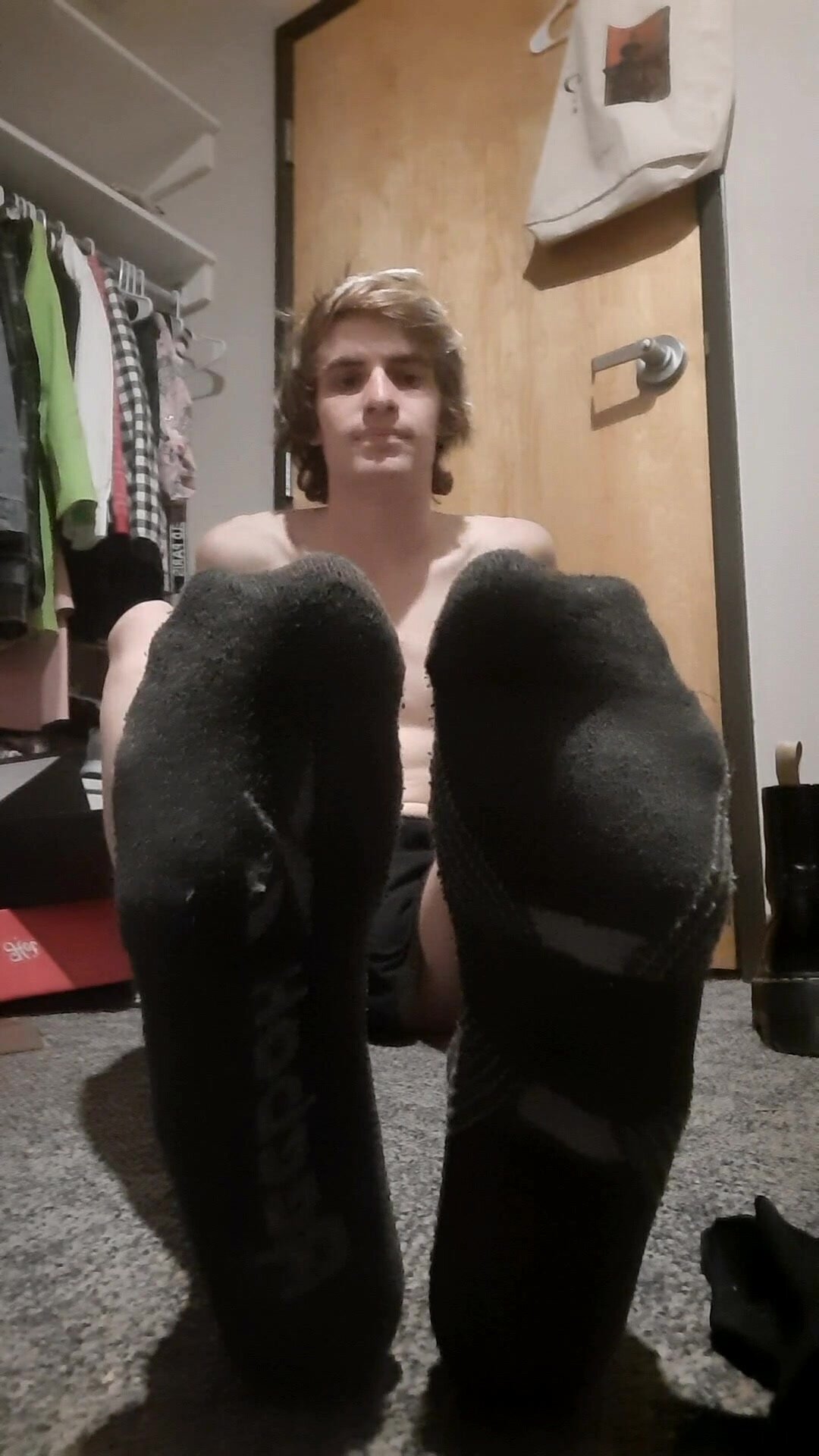 D1 Jock shows off sweaty feet and 2 week old socks PREV