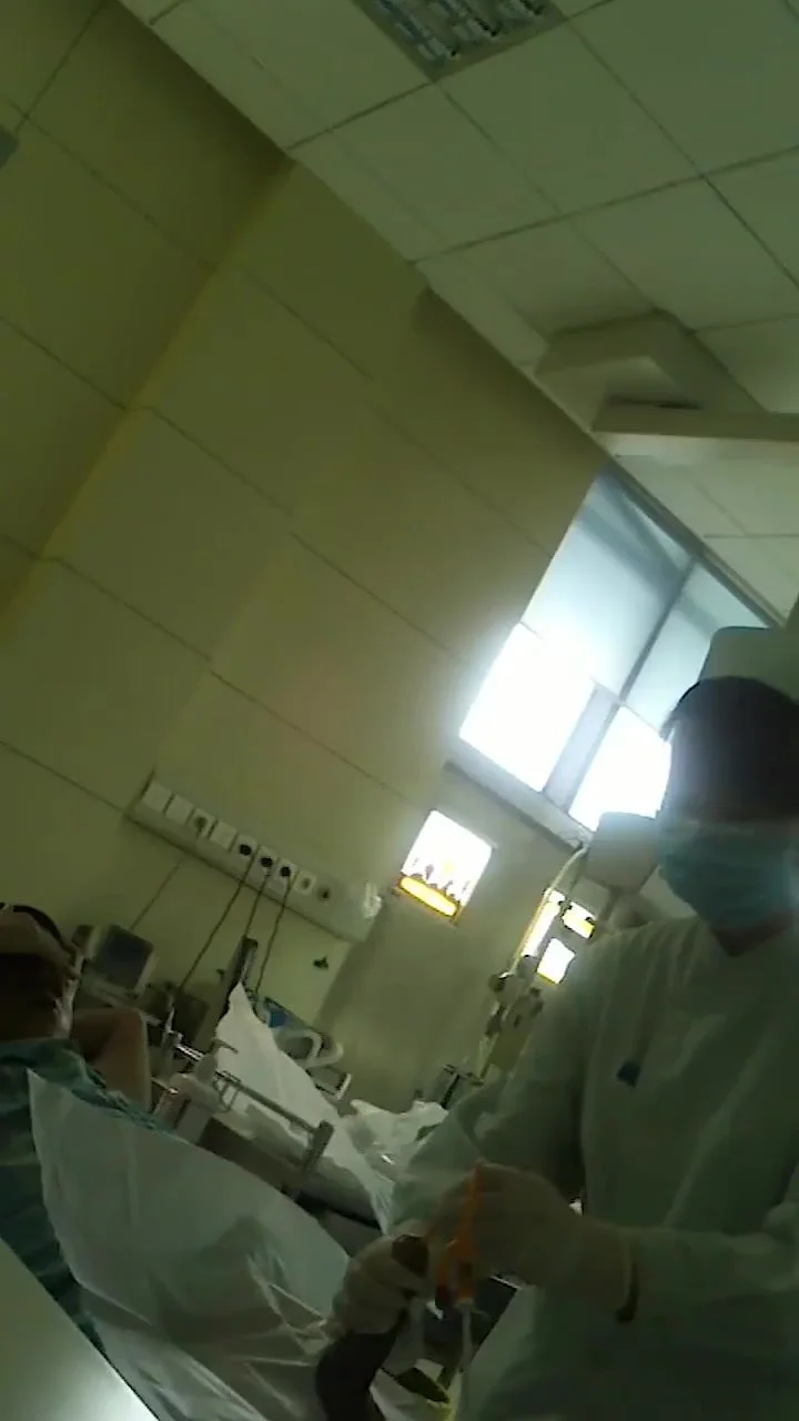 720px x 1280px - Insert urinary catheter during erection - ThisVid.com