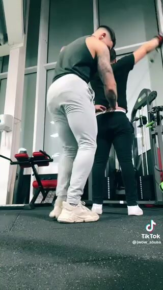 Gym wedgie - video 3