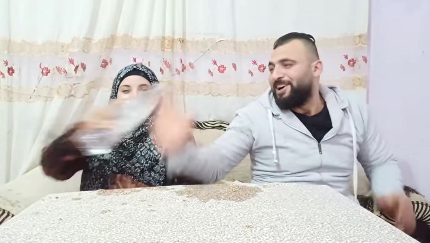 arab woman chew finger