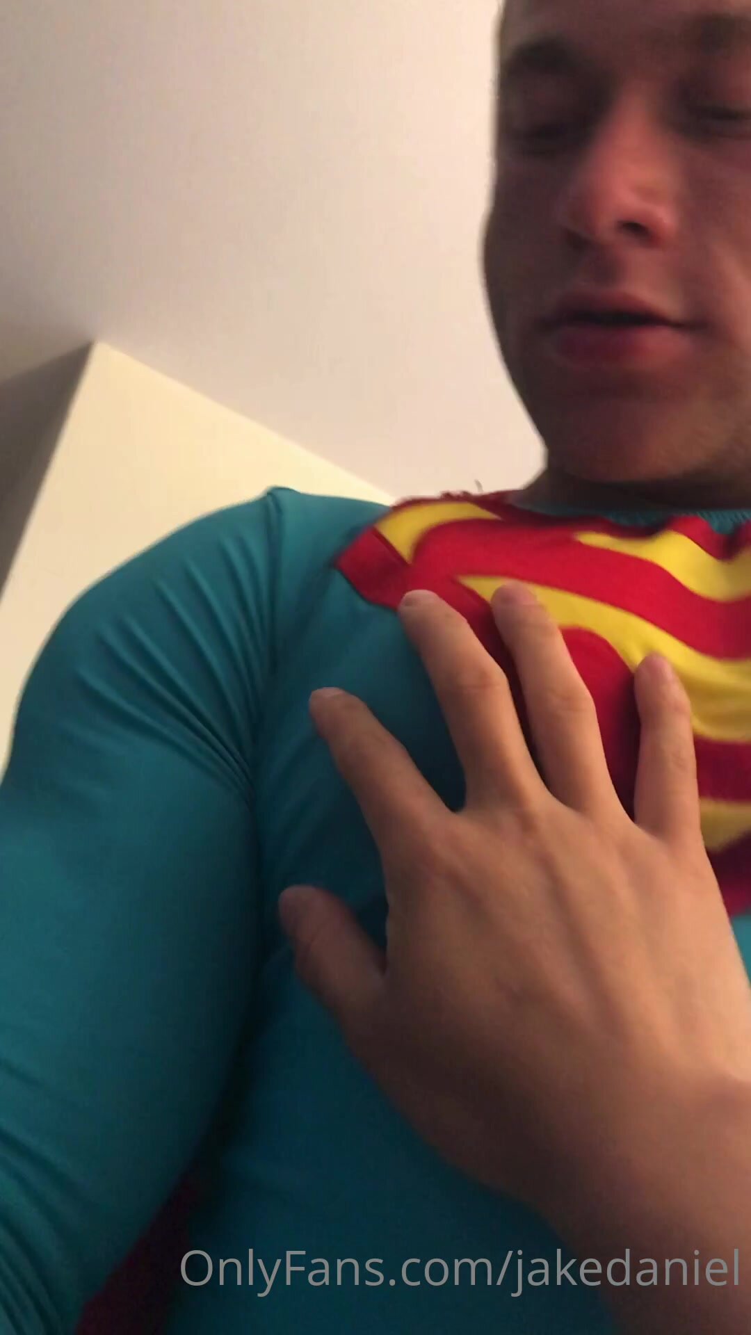muscle worship of superman