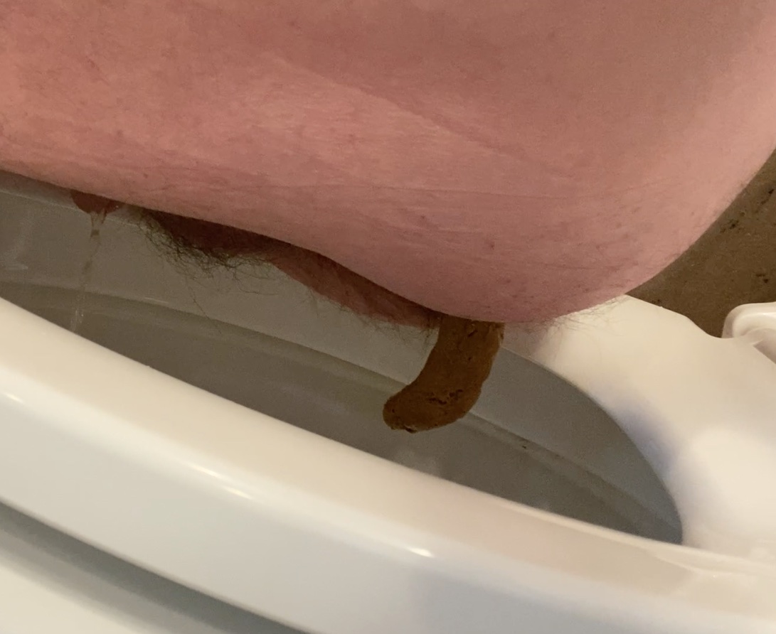 Side View Poo - video 2