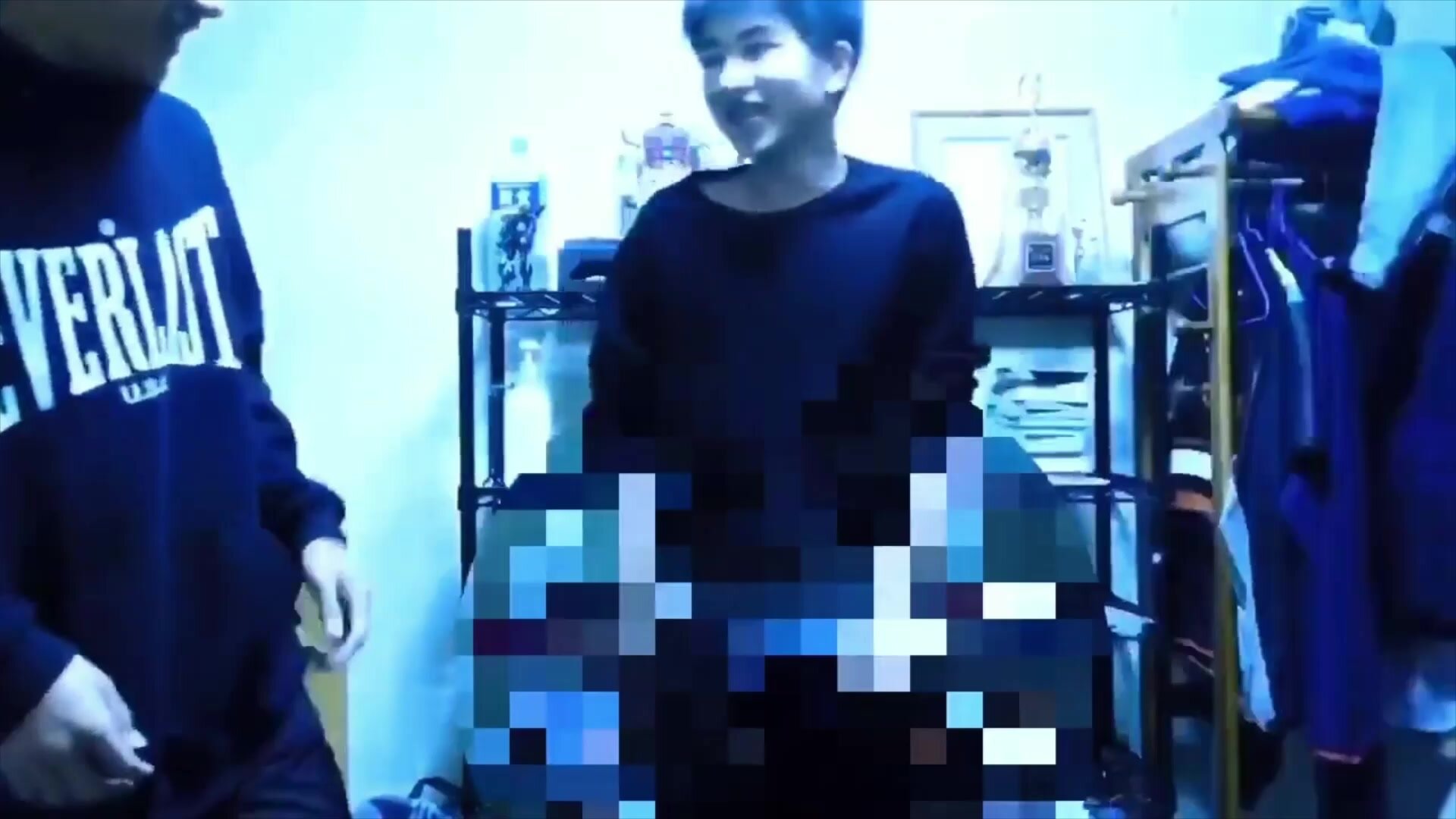 Japanese who undress while playing games flash