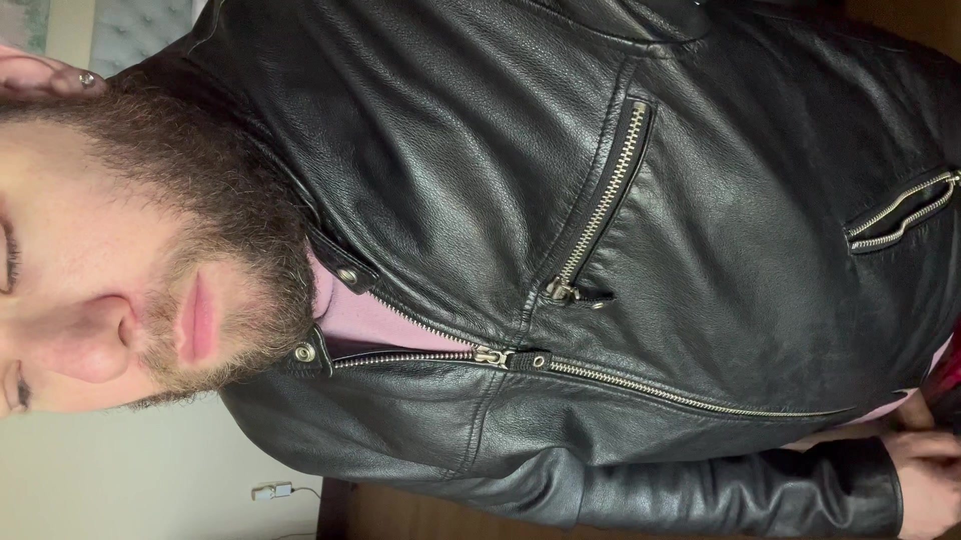 Leather jacket (quick) play