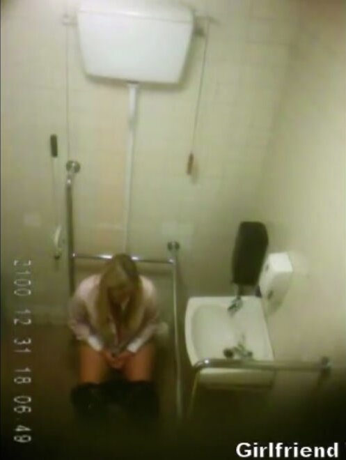 Blonde Russian toilet spy