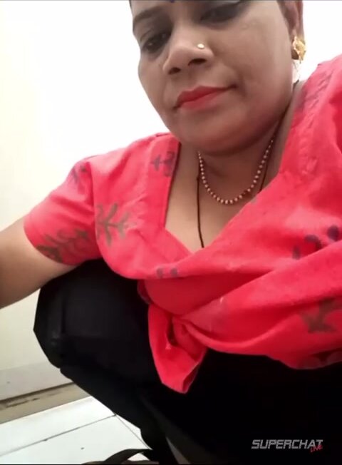 Indian aunty webcam show piss - video 2