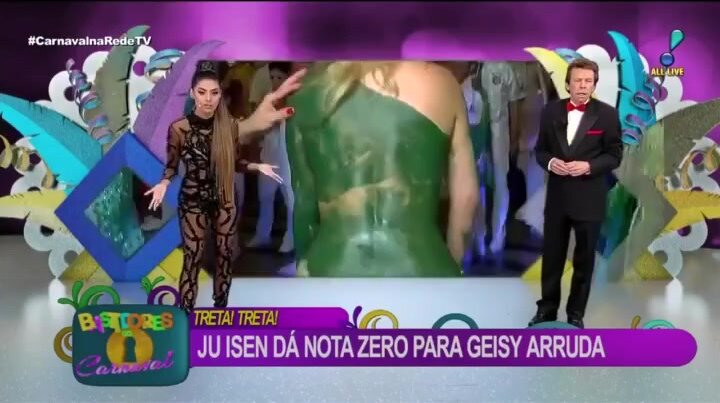 BRAZILIAN GIRL FLASHES ASSHOLE ON TV
