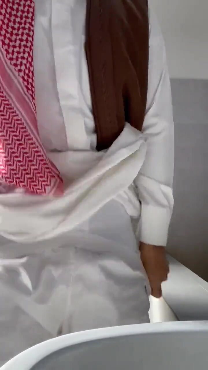 Arab Saudi with big cock