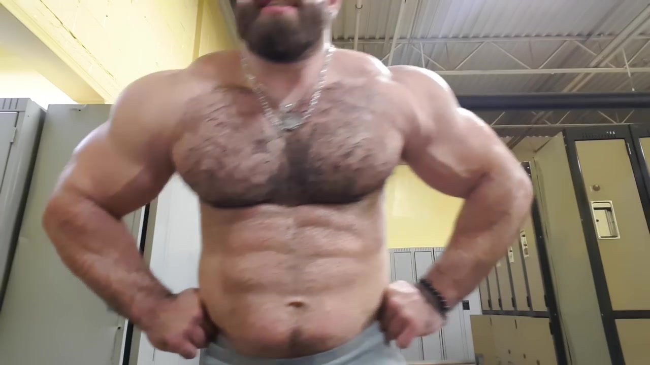 Cocky Bodybuilder Flexing Hairy Muscle Beast Chest Pecs Arms