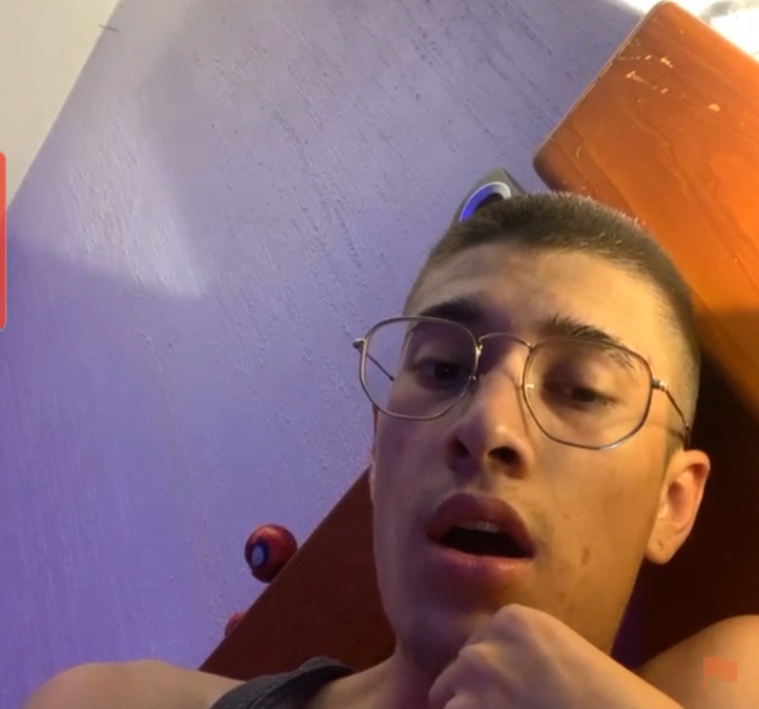 Hetero 209