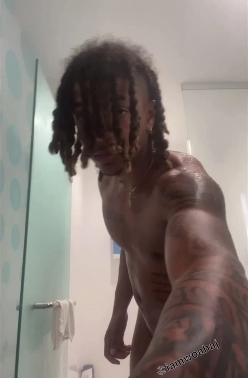 Shower time - video 29 - ThisVid.com на русском