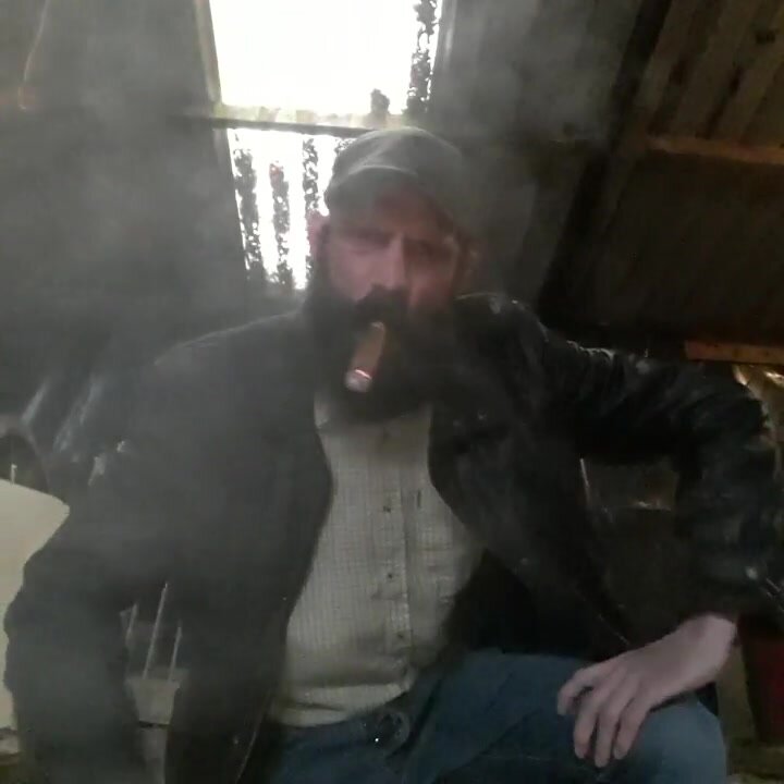 Hot Smoker - video 54