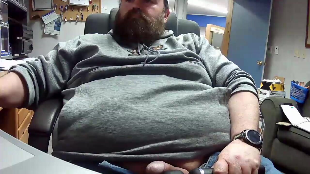Chubby White Dude Explosive Cum Load