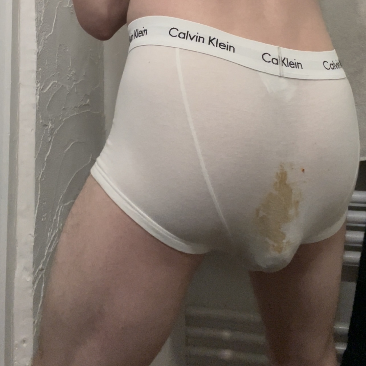 Second poop in white Calvin Klein