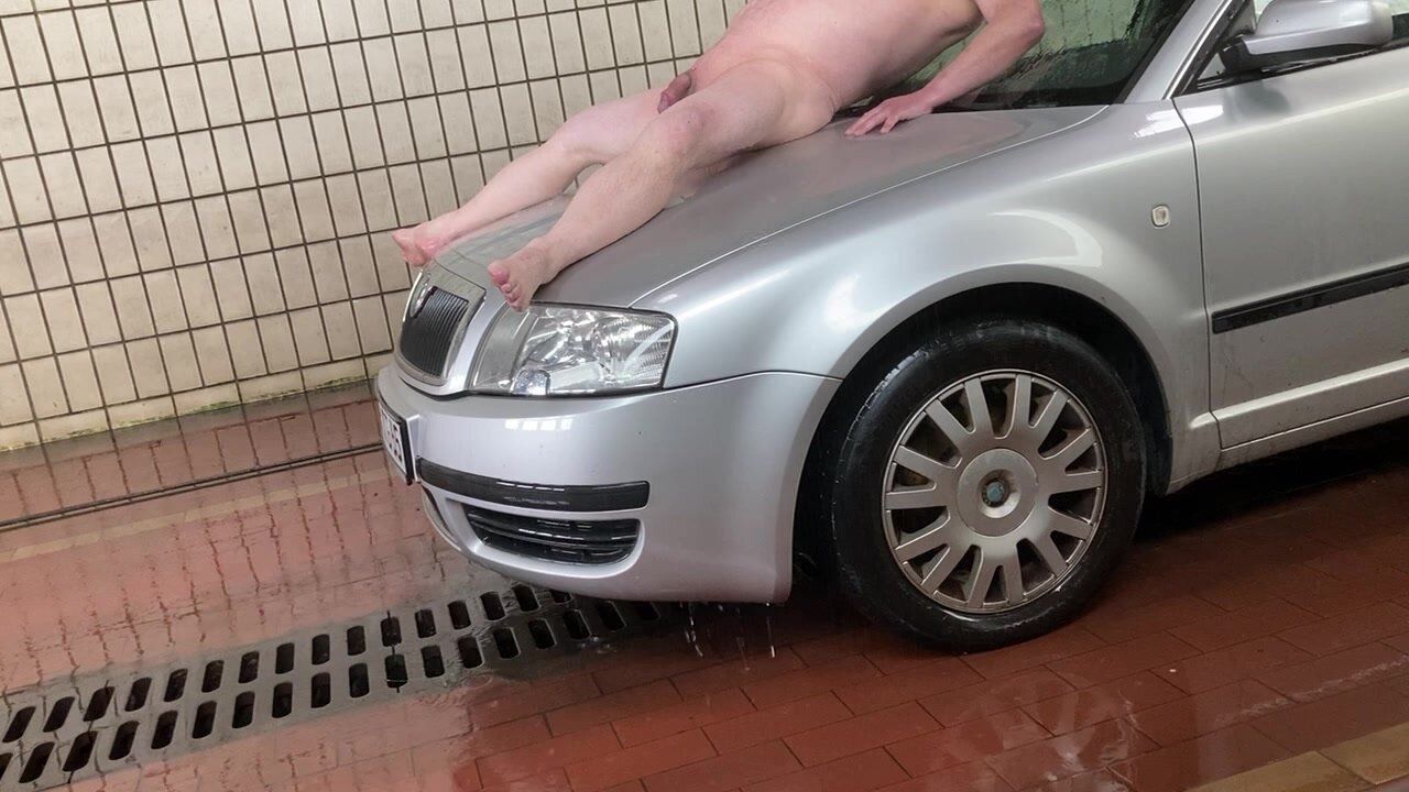 Naked in the car Wash 5