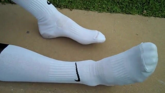 socks - video 16