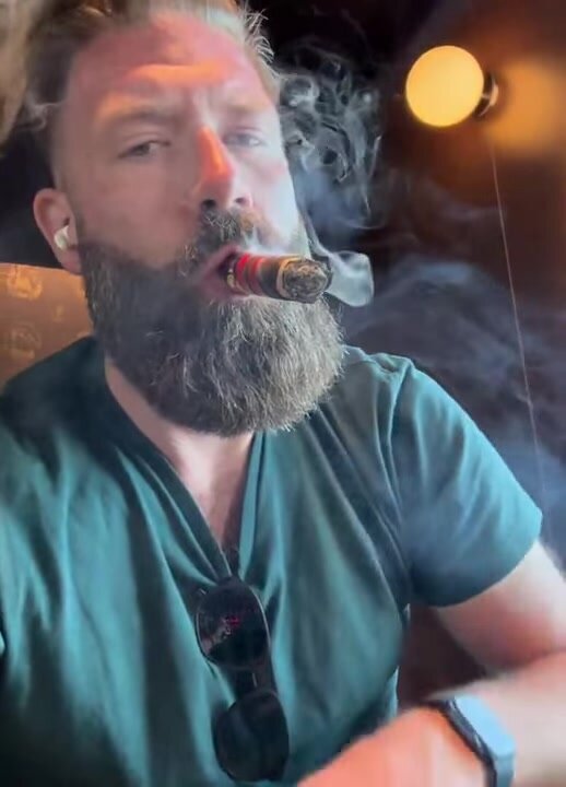 Bearded daddy cigar
