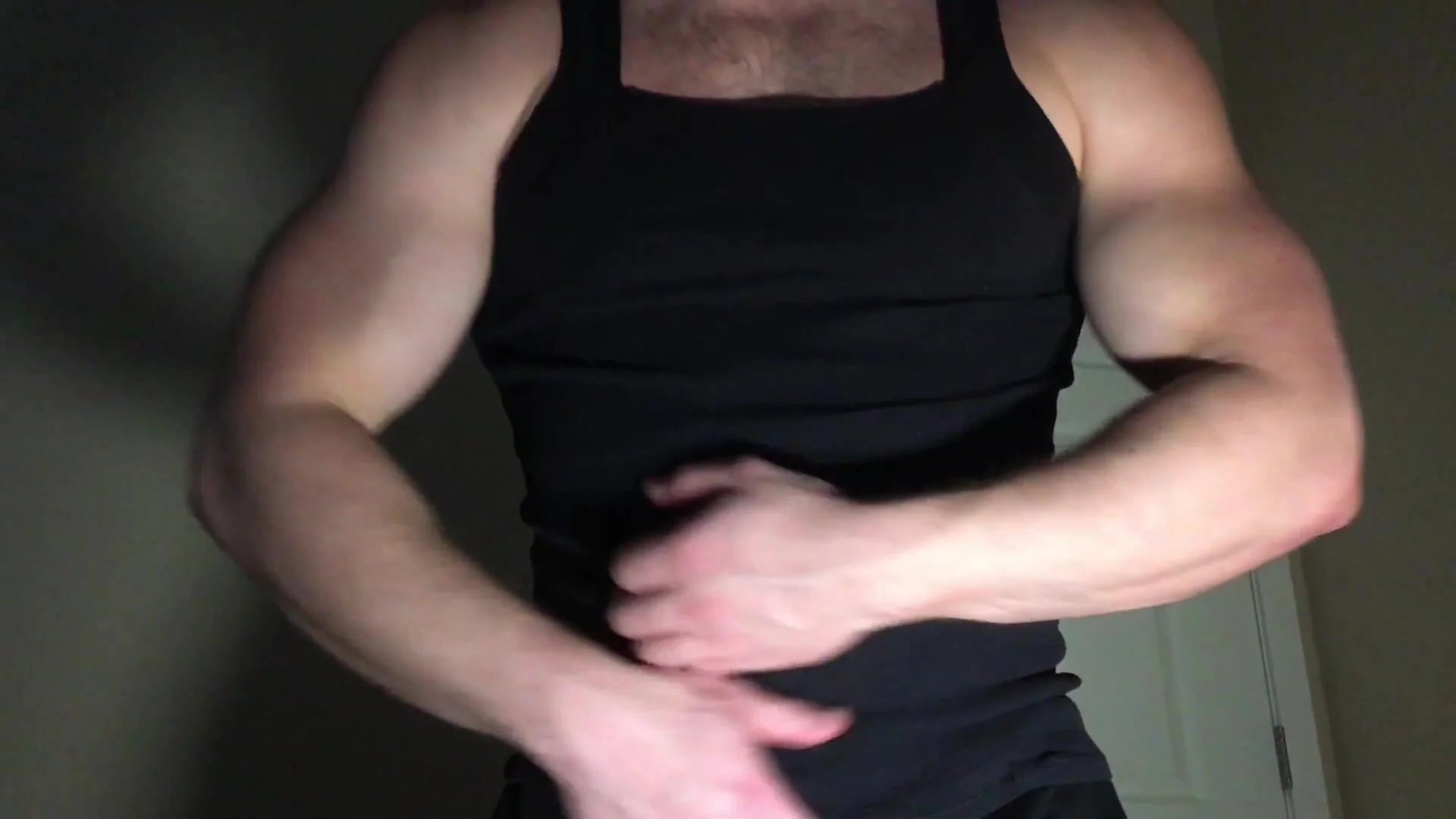 Buff Hunk Flexing in Tank Top - ThisVid.com