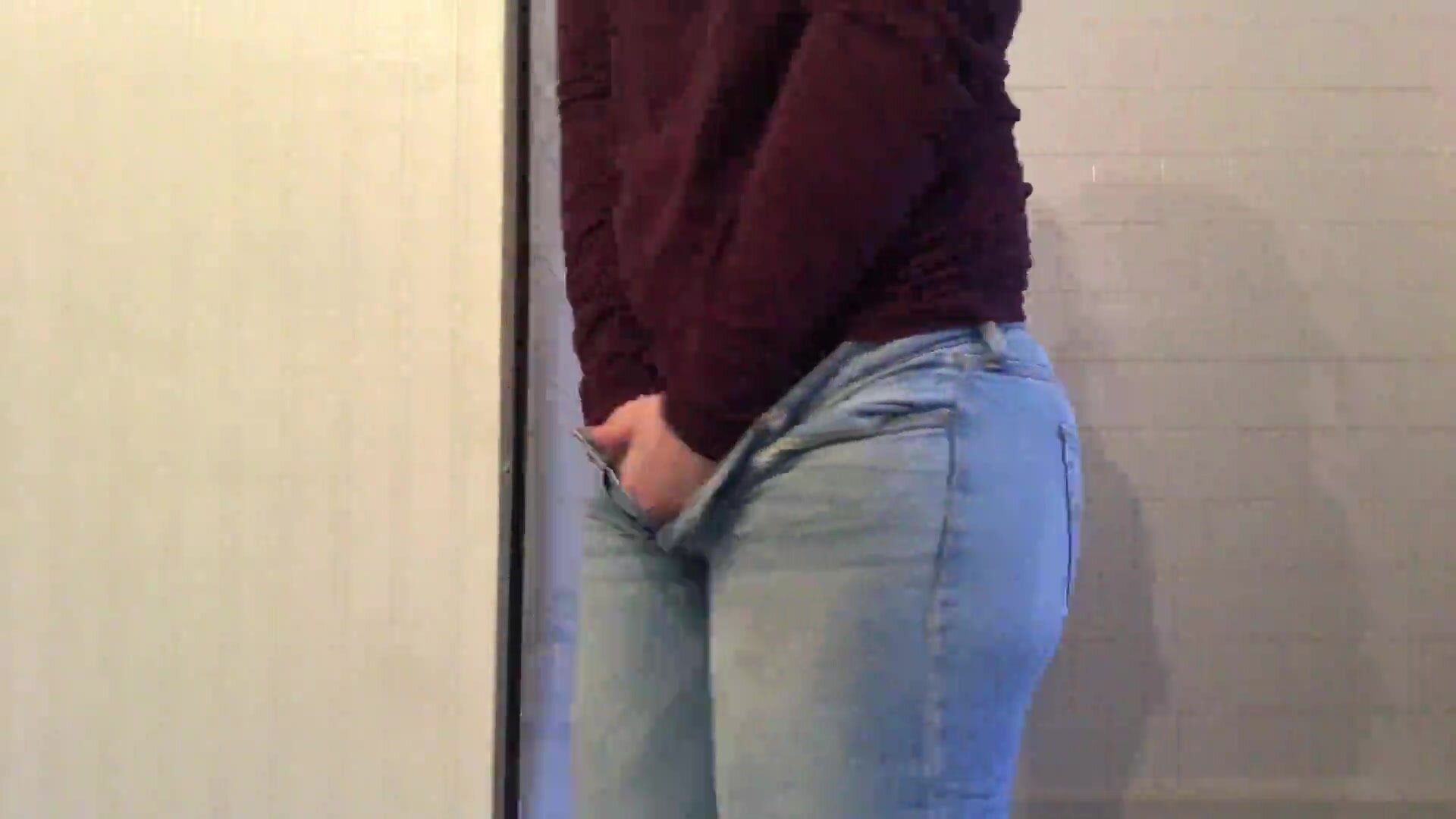 Jeans wetting - video 24