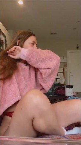 Sick camgirl coughing a lot - video 109