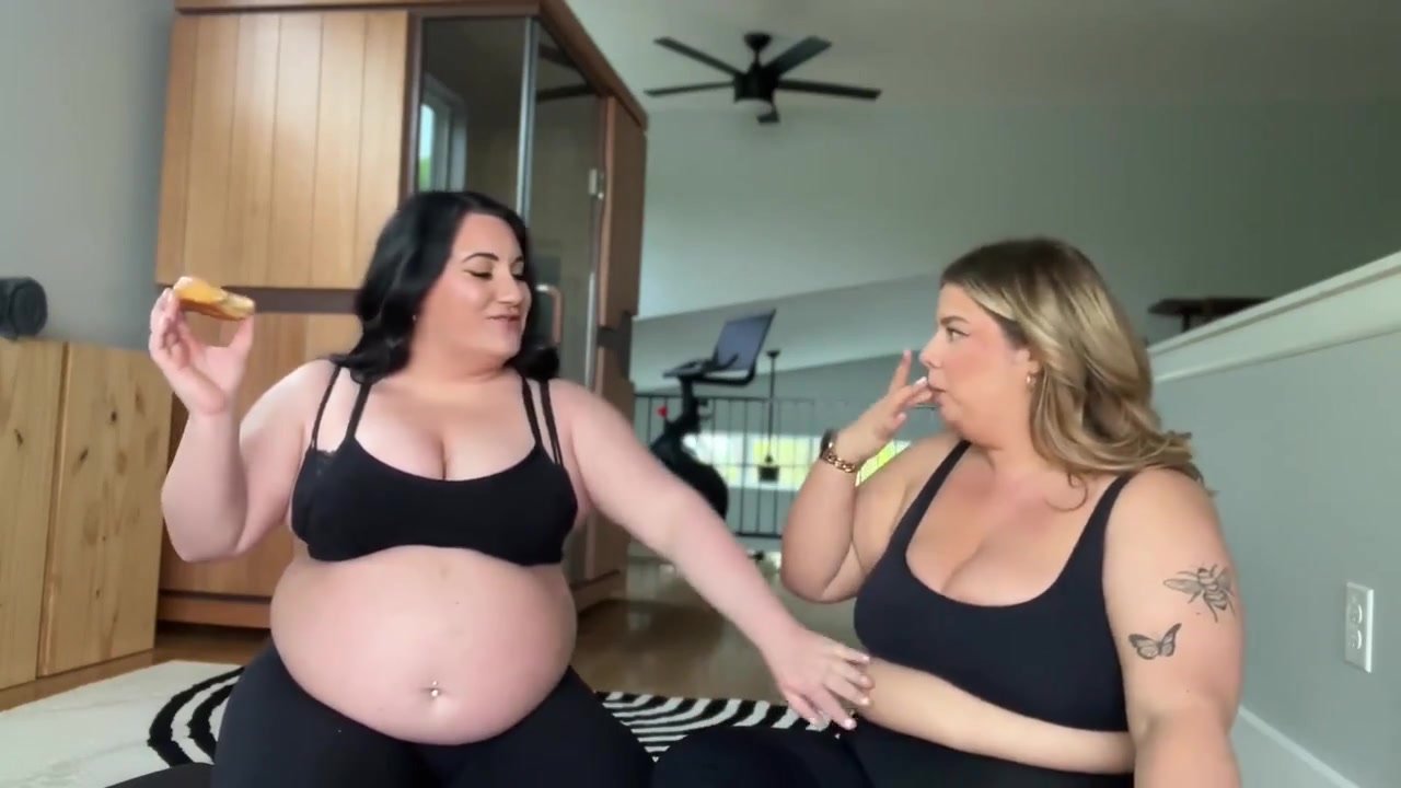 bbw show huge fat bellies while workout