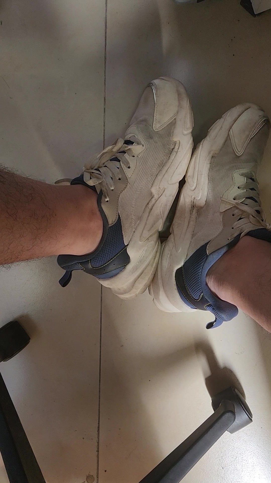 shoes - video 2