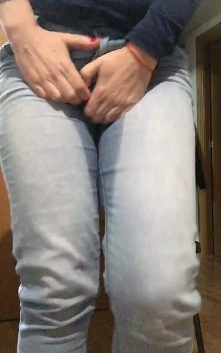 Pees her jeans - video 11