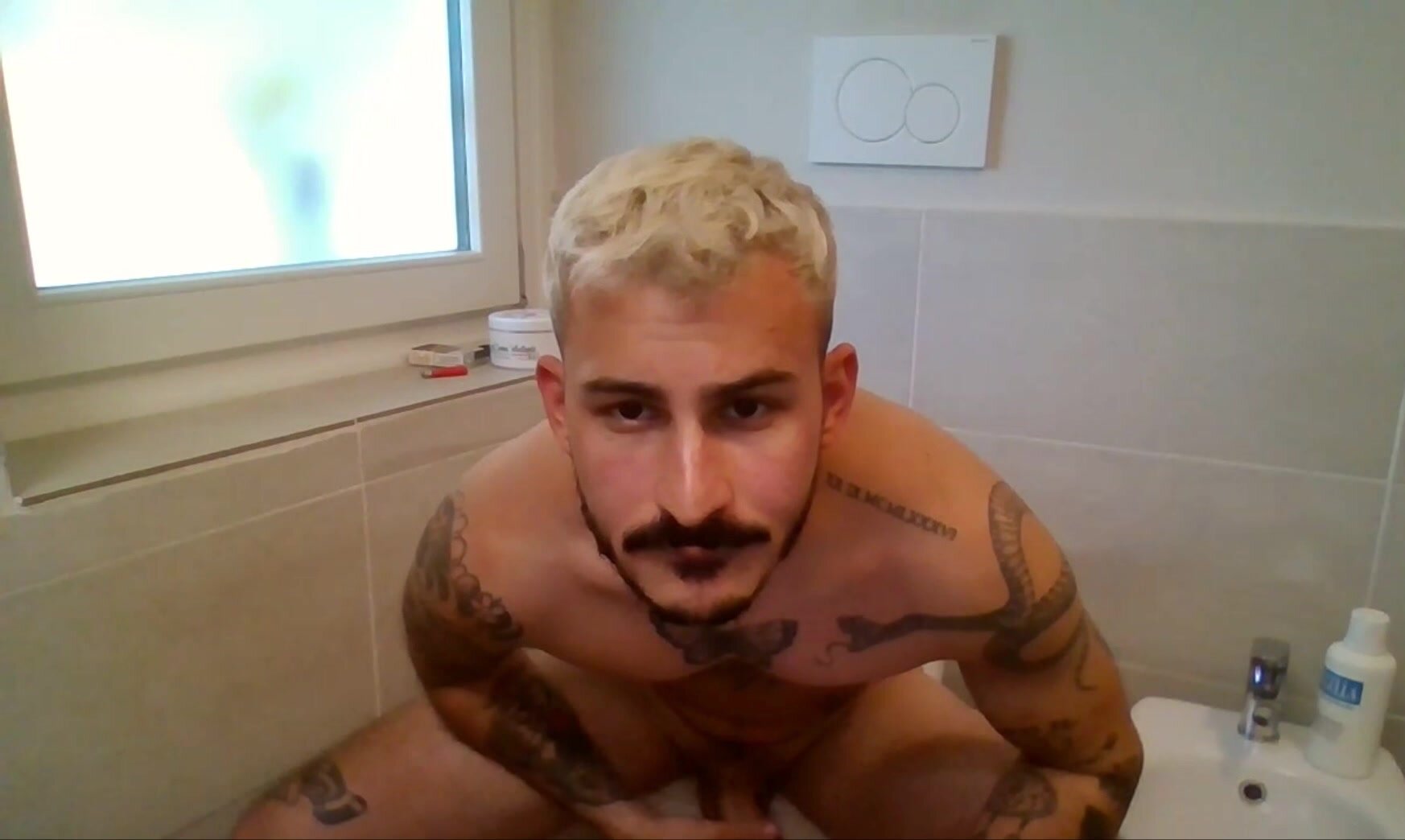 hot italian boy in cam - video 27
