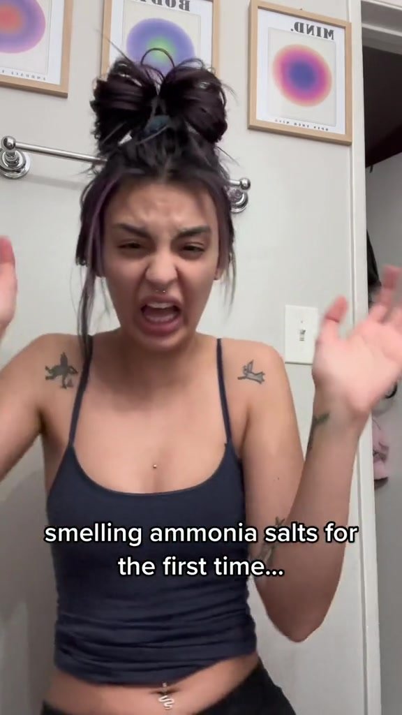 Smelling Salts Make Her Shit Her Pants
