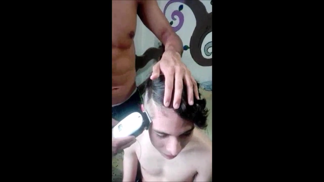 Haircuts: Boy getting his head shaved 2 views,… ThisVid.com