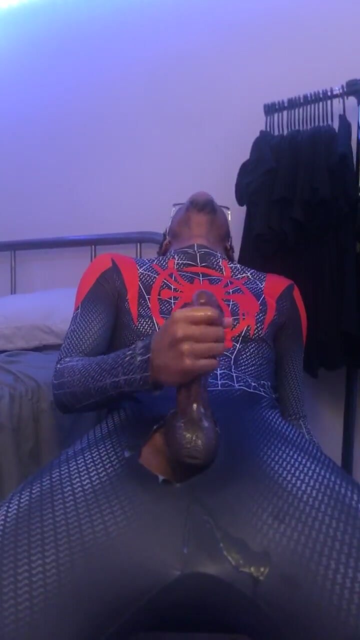 Spiderman Spit Huge Nut