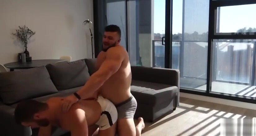 Bubble butt stripper - video 2