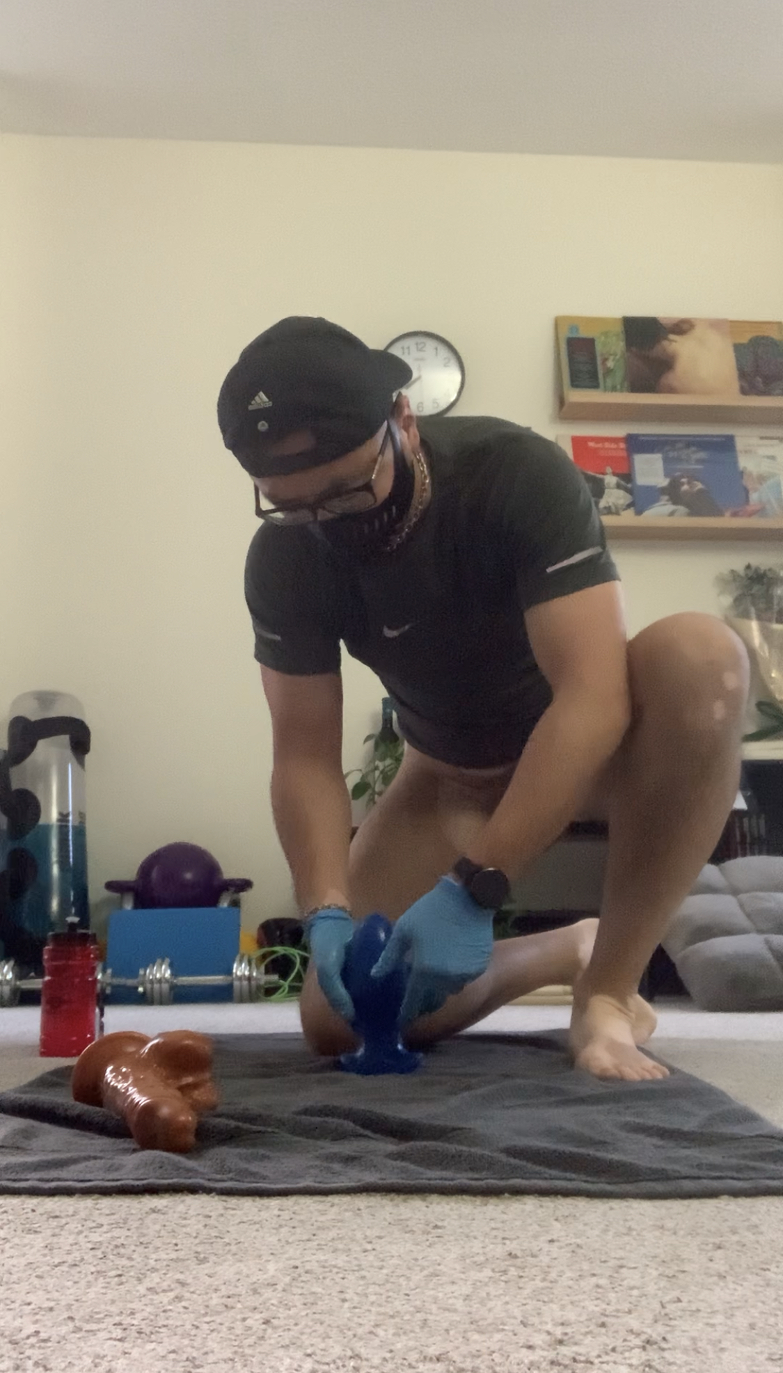 sub boy’s first challenge of large Topped Toy
