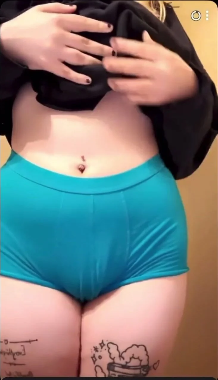 Snapchat girl pees teal shorts - ThisVid.com