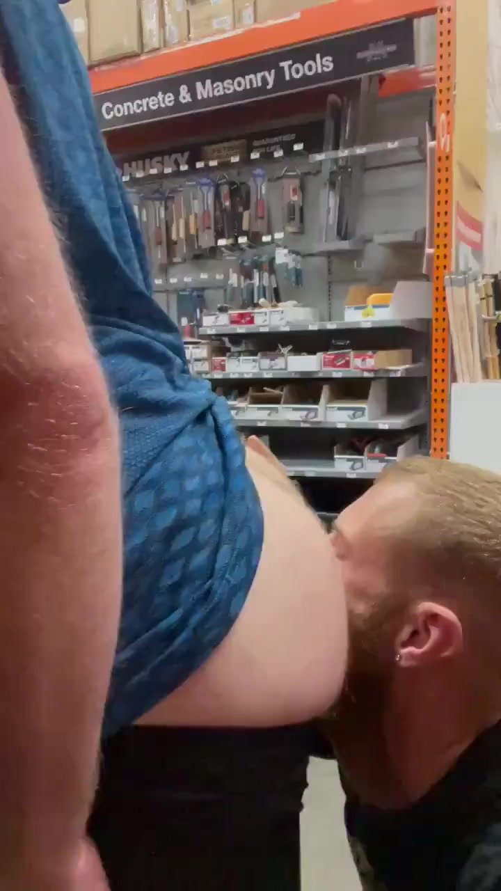 A guy wanted to rim some ass in a store