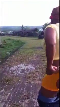Thick sexy  African beaity pooping