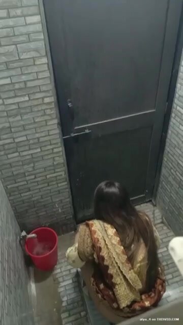 Aunty shitting in toilet 2