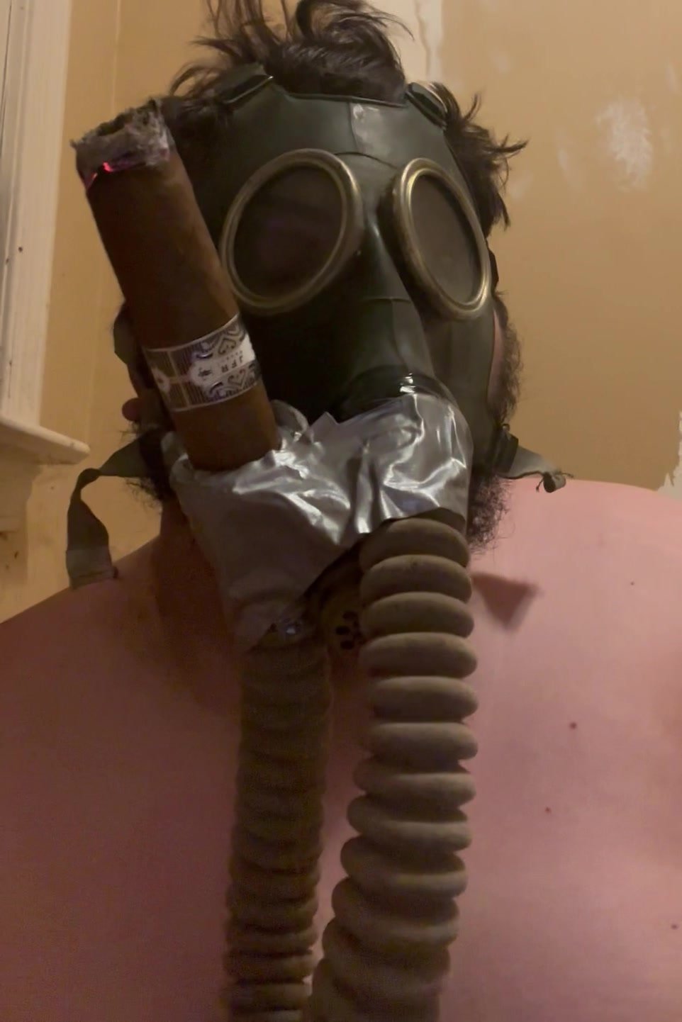 Gas mask cigar