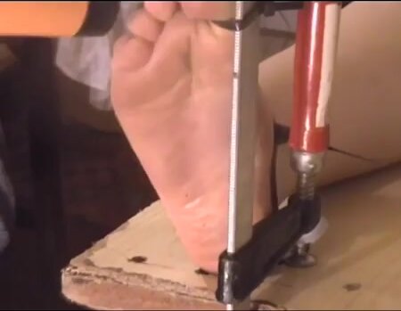 Foot roasting - video 2