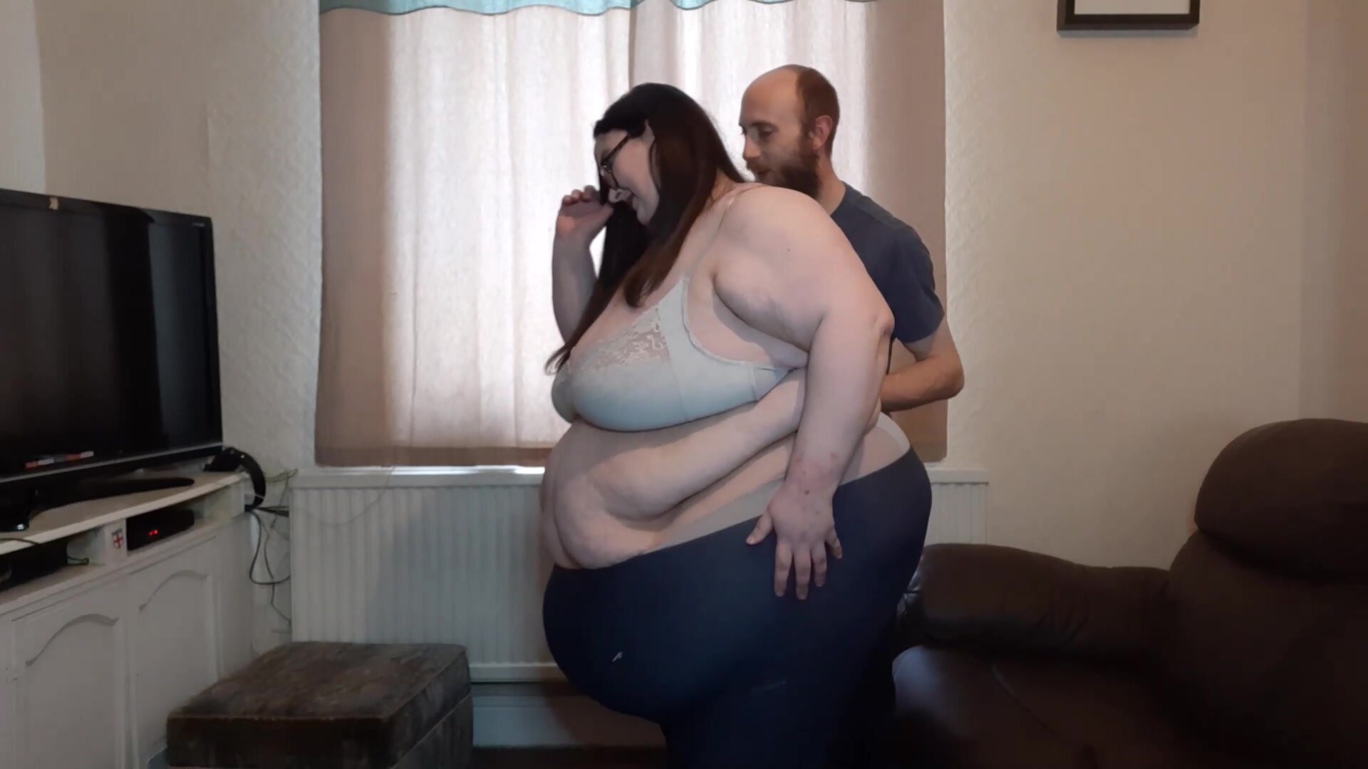 ssbbw lift and carry