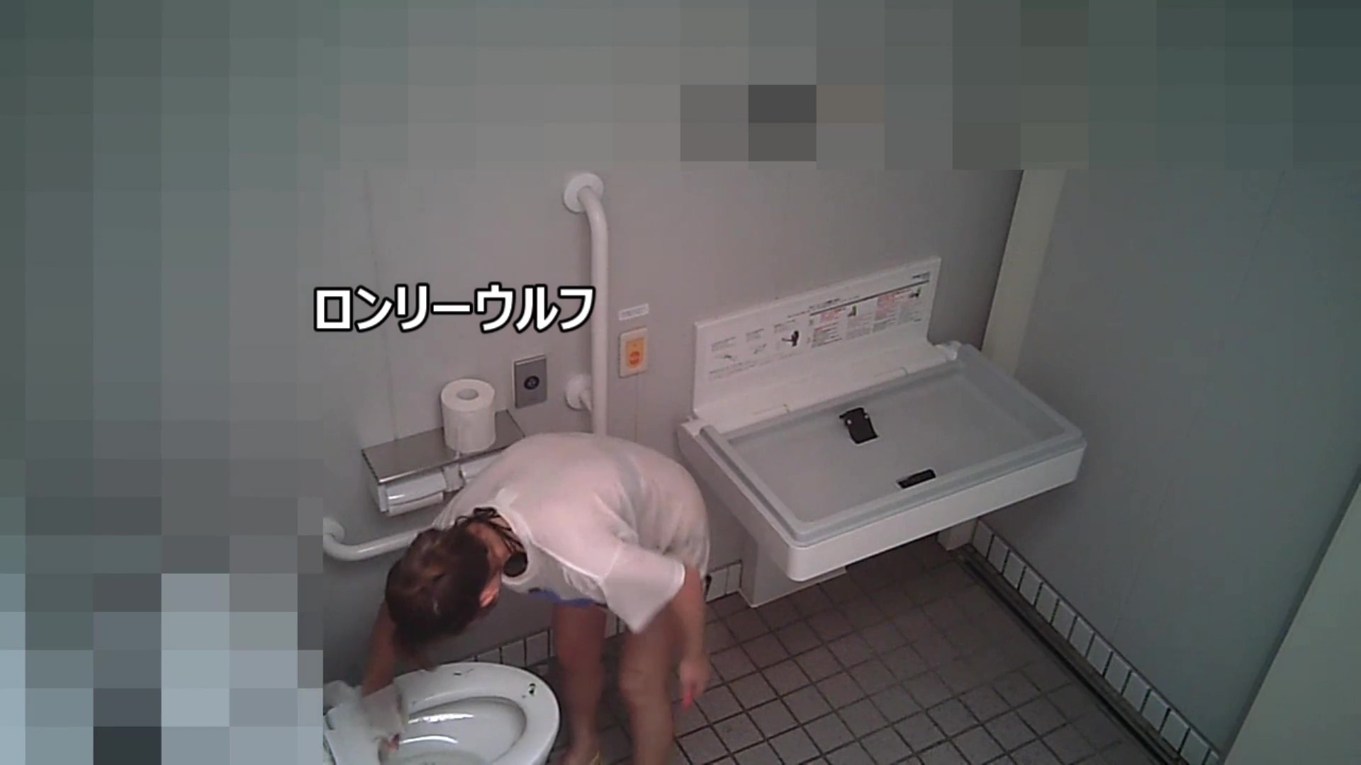 Japanese Girl Pooping - video 6