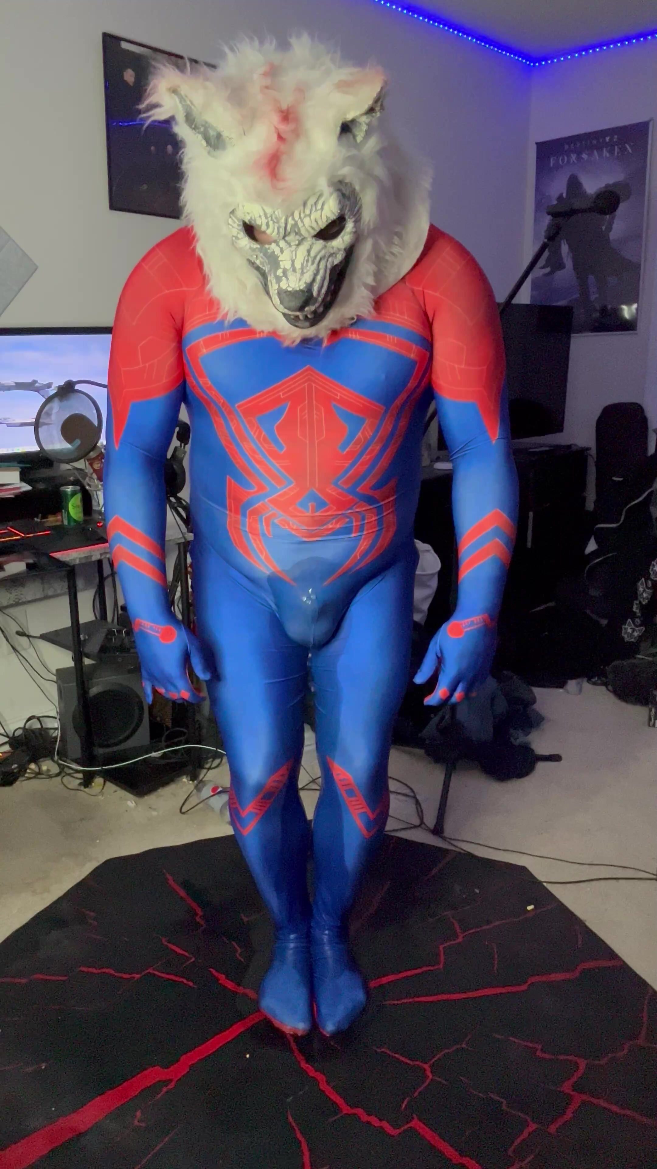 Desperate piss in a spiderman suit