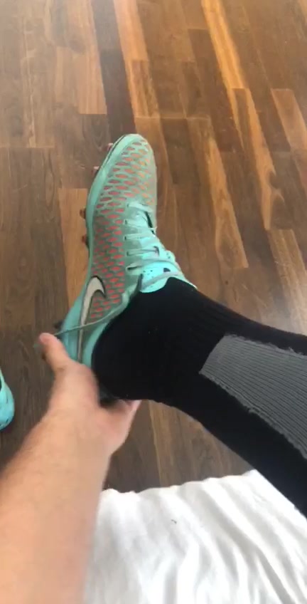 Footie boots