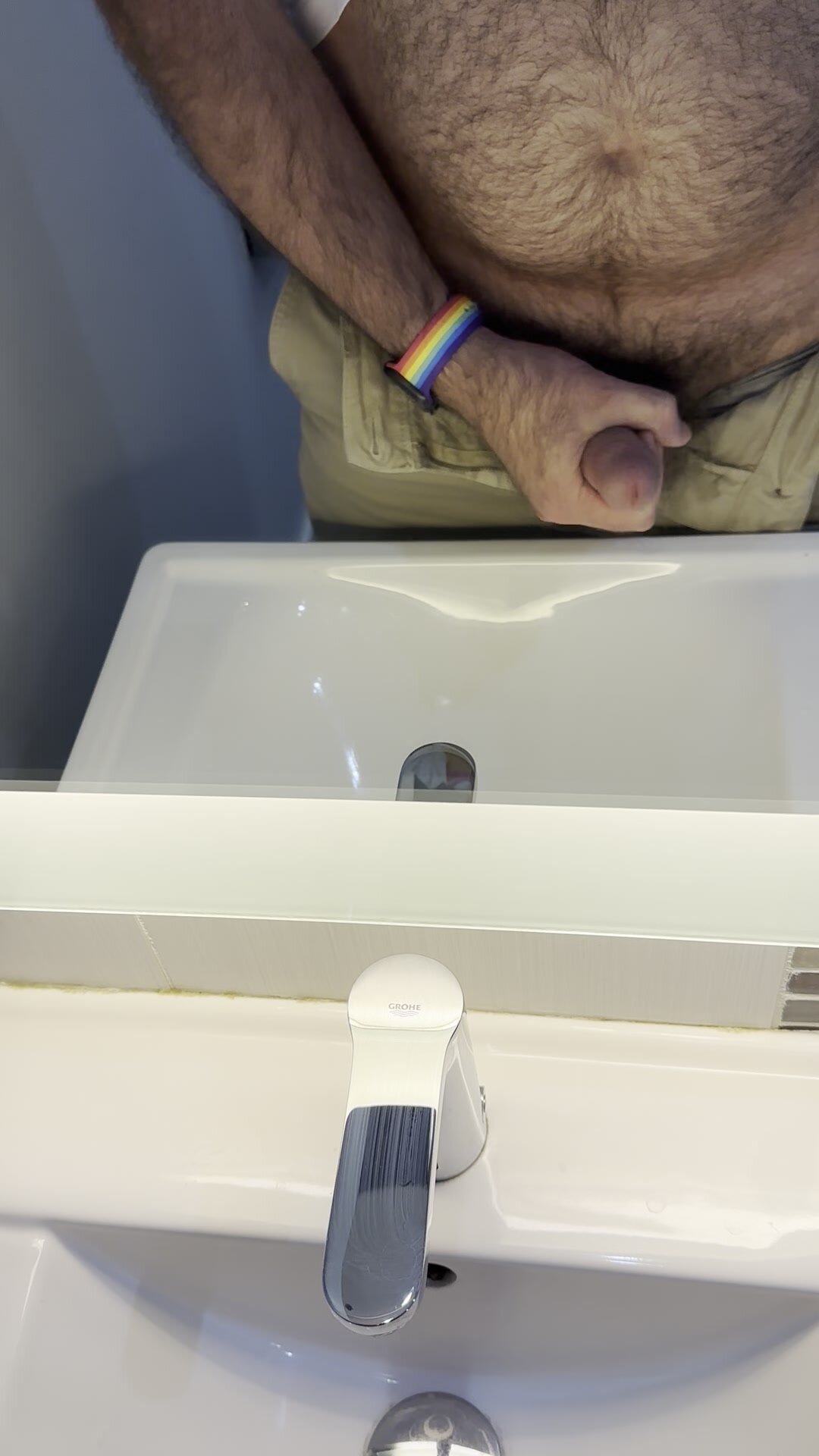 Sink jerk off