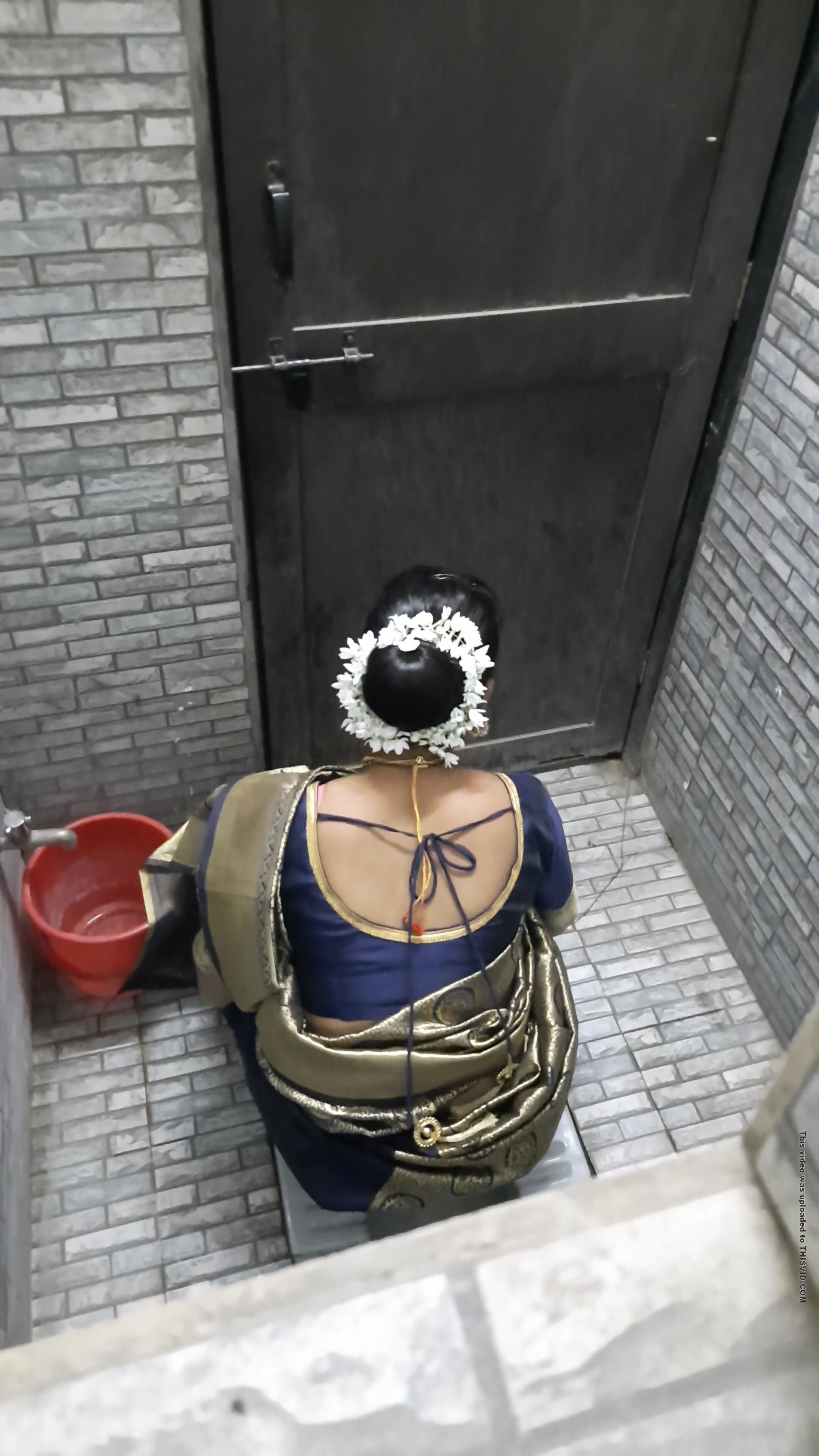 Indian toilet spy 11