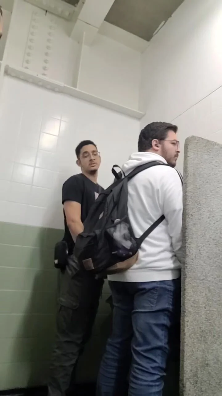 Video: Cruising toilet 3 - ThisVid.com